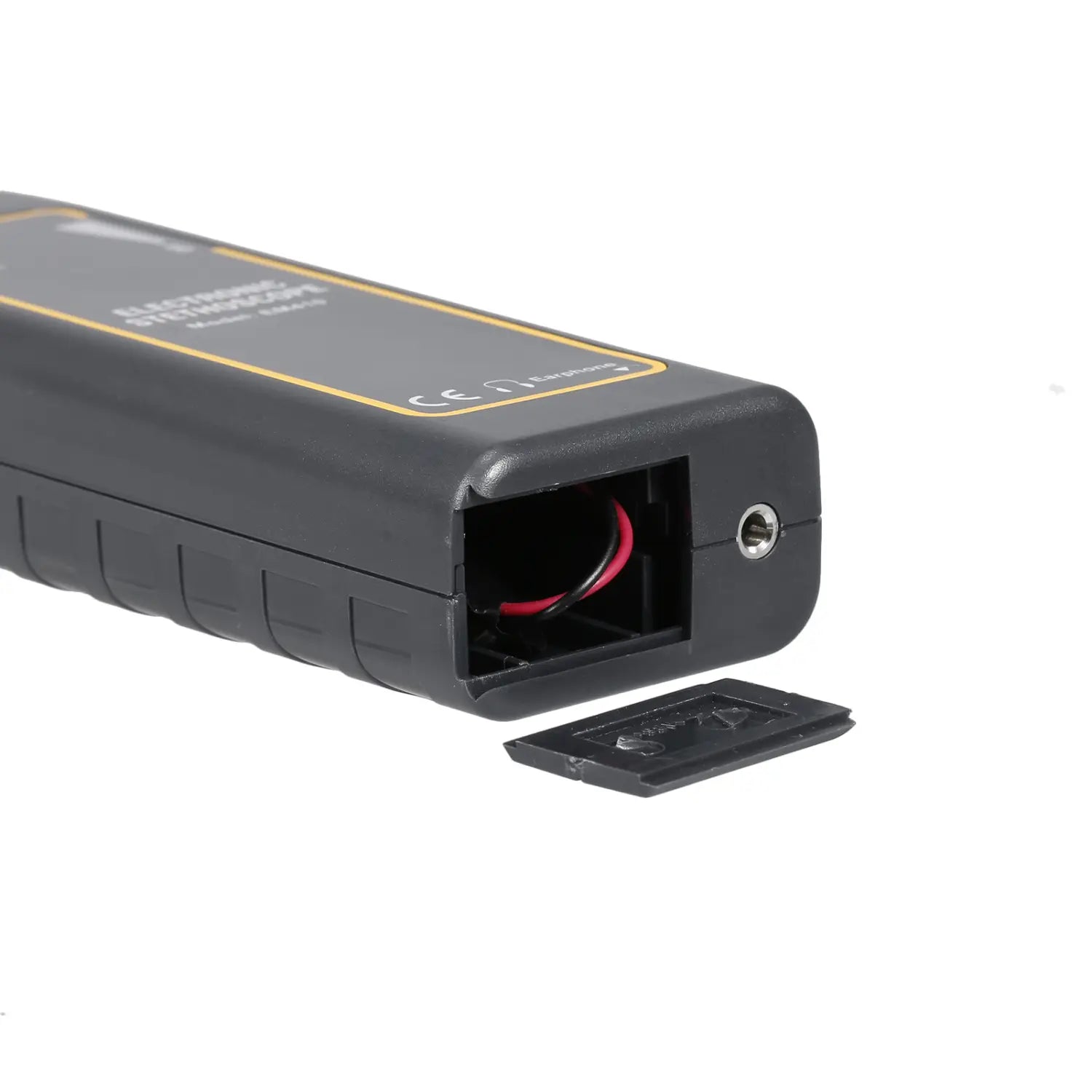 Werkzeug zur Diagnose von Motorgeräuschen mit einem elektronischen Stethoskop für Automobile aus schwarzem Kunststoff mit goldfarbenem Akzentstreifen und sichtbarer roter Leitung im geöffneten Batteriefach