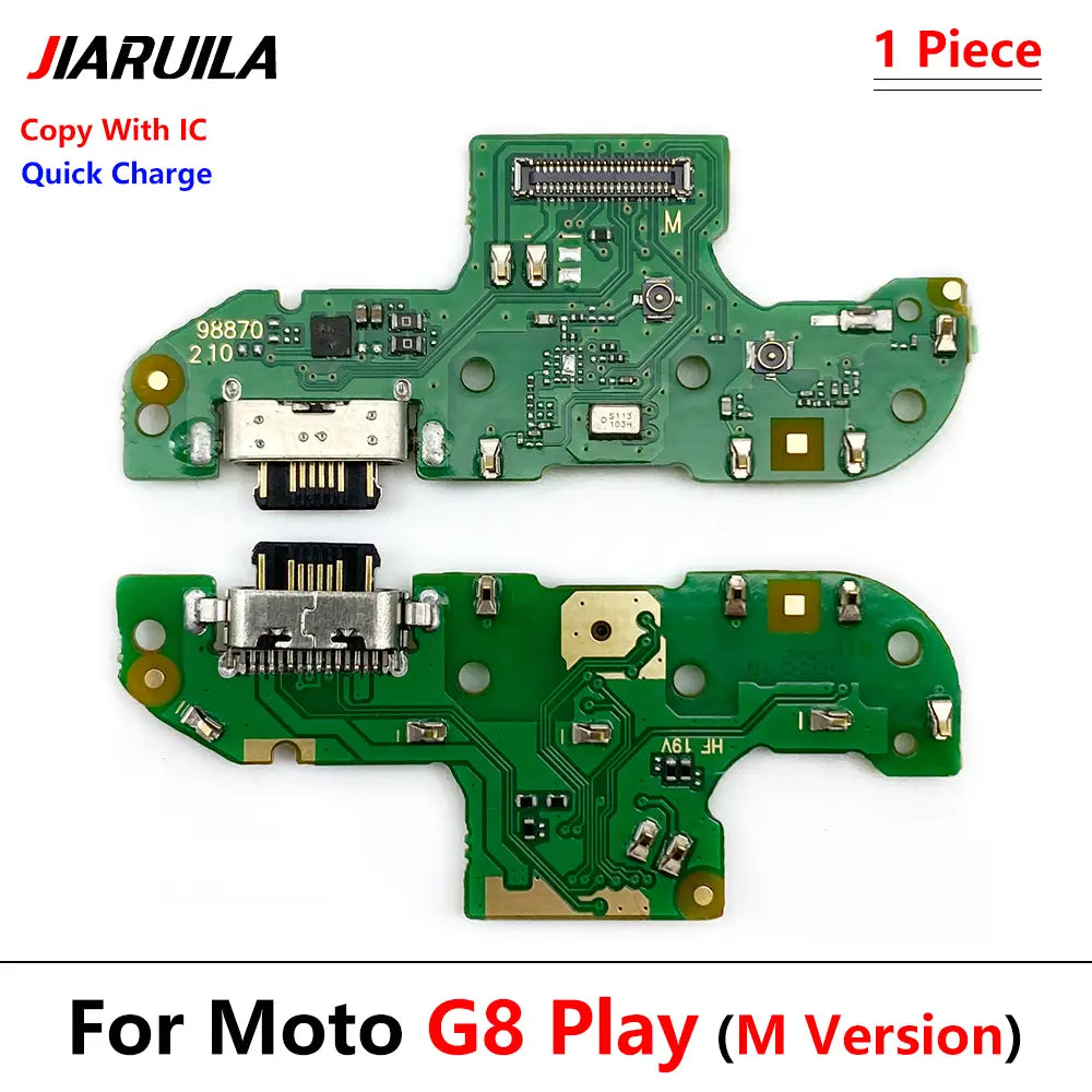 Grüne Leiterplatte mit silbernem USB-C-Ladeanschluss und elektronischen Bauteilen als Ersatz für das Ladeanschluss-Flexkabel für das Moto G9 Power-Lade-Dock.