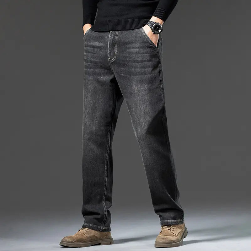 Jeans en denim bleu foncé rétro délavés coupe droite ample pour hommes, avec des détails de surpiqûres visibles