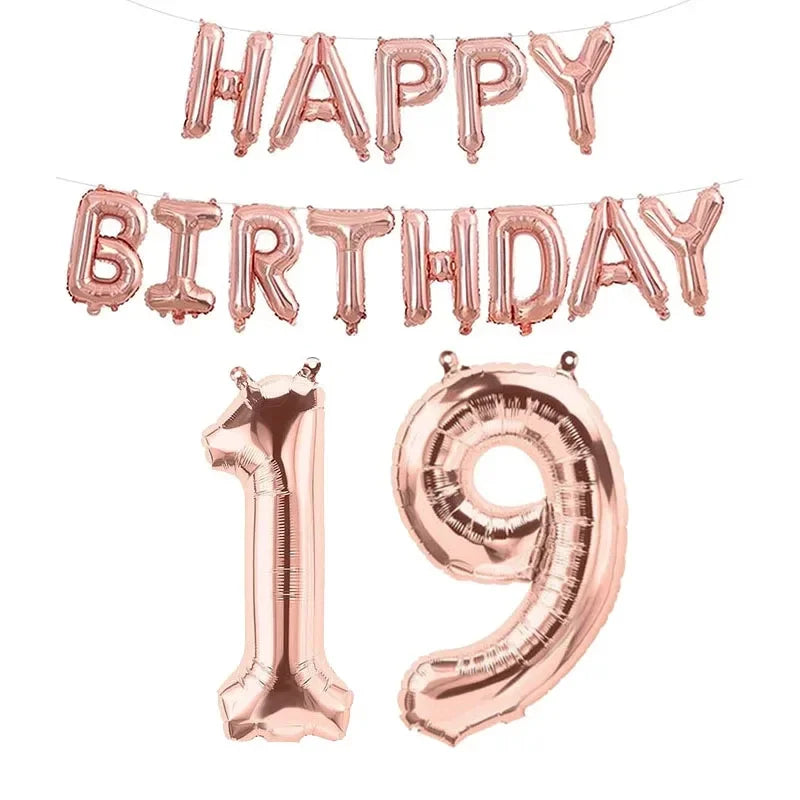 Bannière de ballons en feuille or rose comprenant « Joyeux anniversaire » et le numéro 19 pour les célébrations d’anniversaire