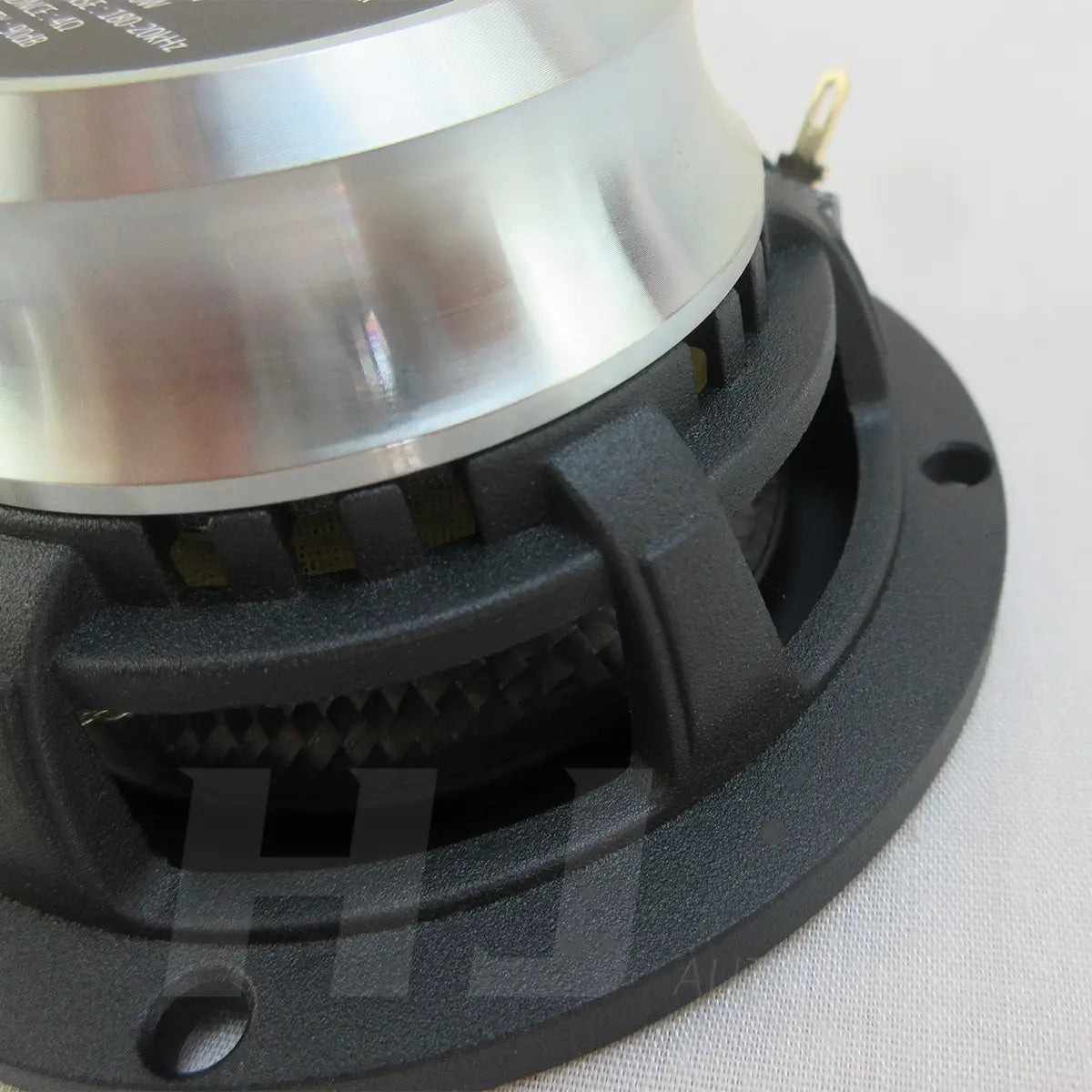 Silver aluminum dome tweeter with black plastic frame and mounting flange for 3.5 inch car coaxial speakers 200w qp353f.