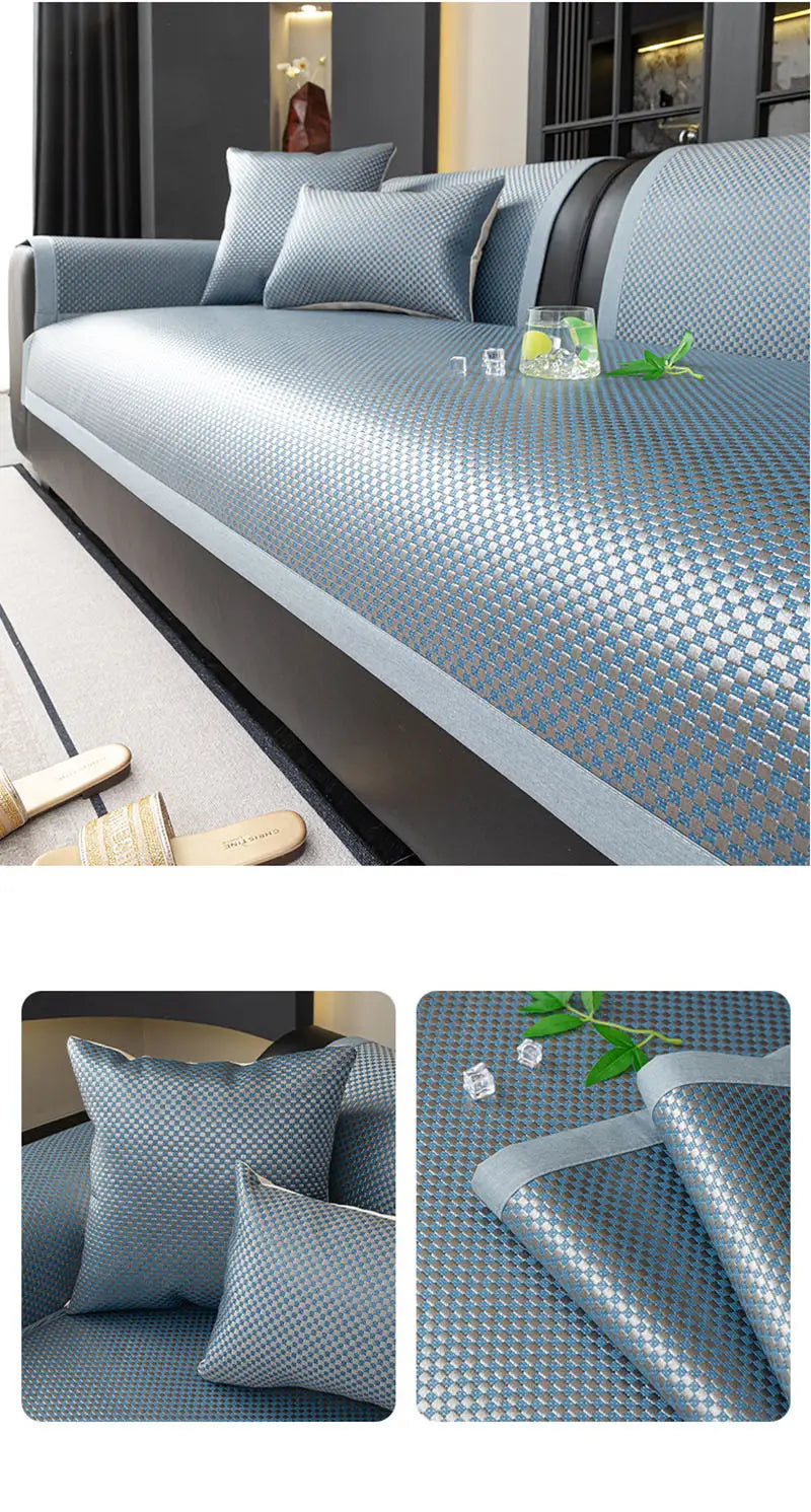 Tapis de coussin de canapé en rotin rafraîchissant texturé bleu clair, avec un motif de quadrillage discret et des bords roulés, conçu comme protège-meubles antidérapant.