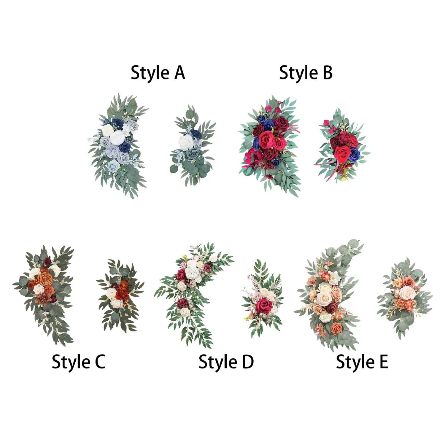 Elegante künstliche Hochzeitsbogenblumen mit Seidenblüten in Marineblau und Weiß sowie verschiedenen floralen Wandkränzen in Weiß-, Blau-, Rot-, Pfirsich- und Orangetönen.
