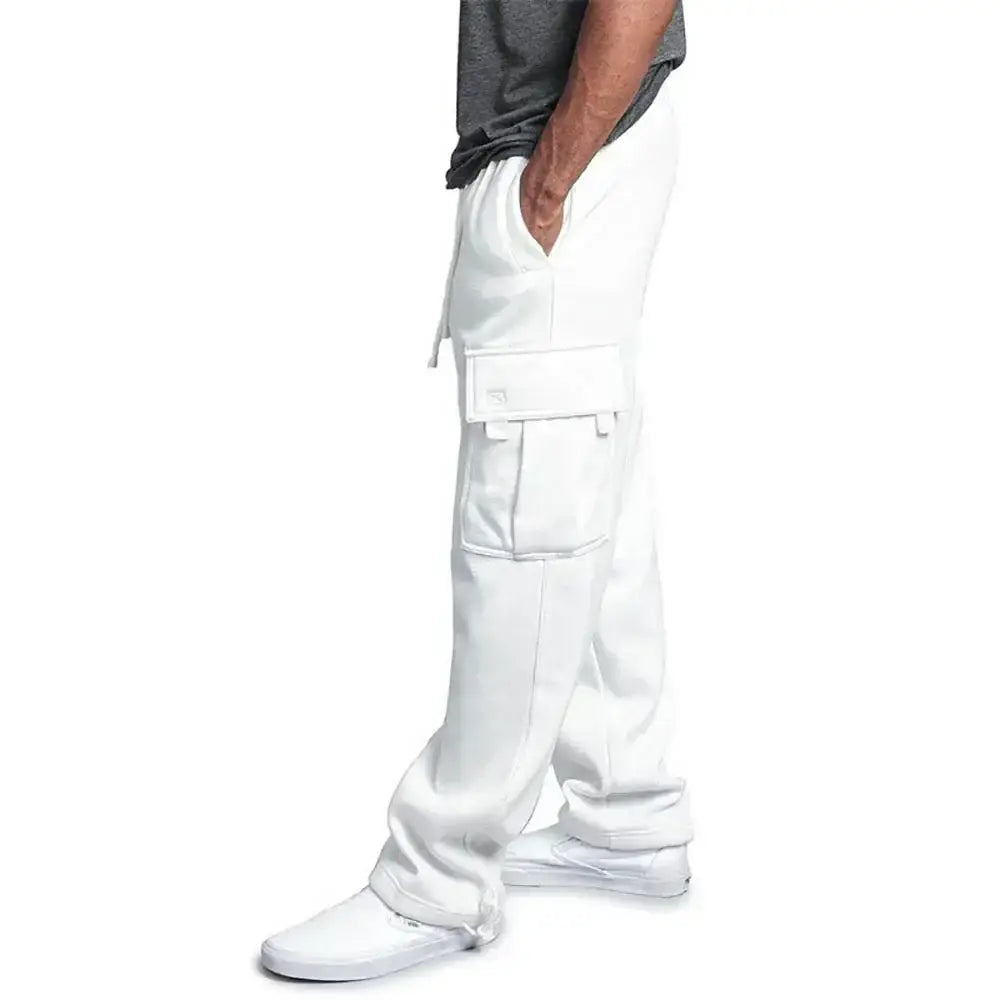 Pantalons cargo pour homme blancs à coupe ample de style jogging, avec une coupe décontractée, plusieurs poches et une ceinture à cordon de serrage.
