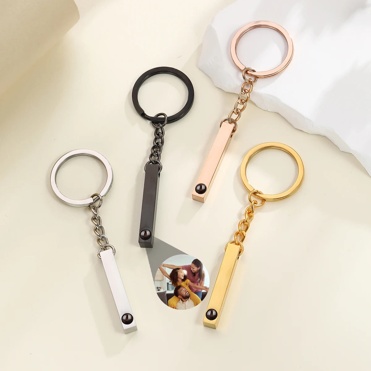 Personalized Custom Photo Projection Keychain For Women Men Strip Pendant Projection Key Ring Memorial Anniversary Gift Jewelry