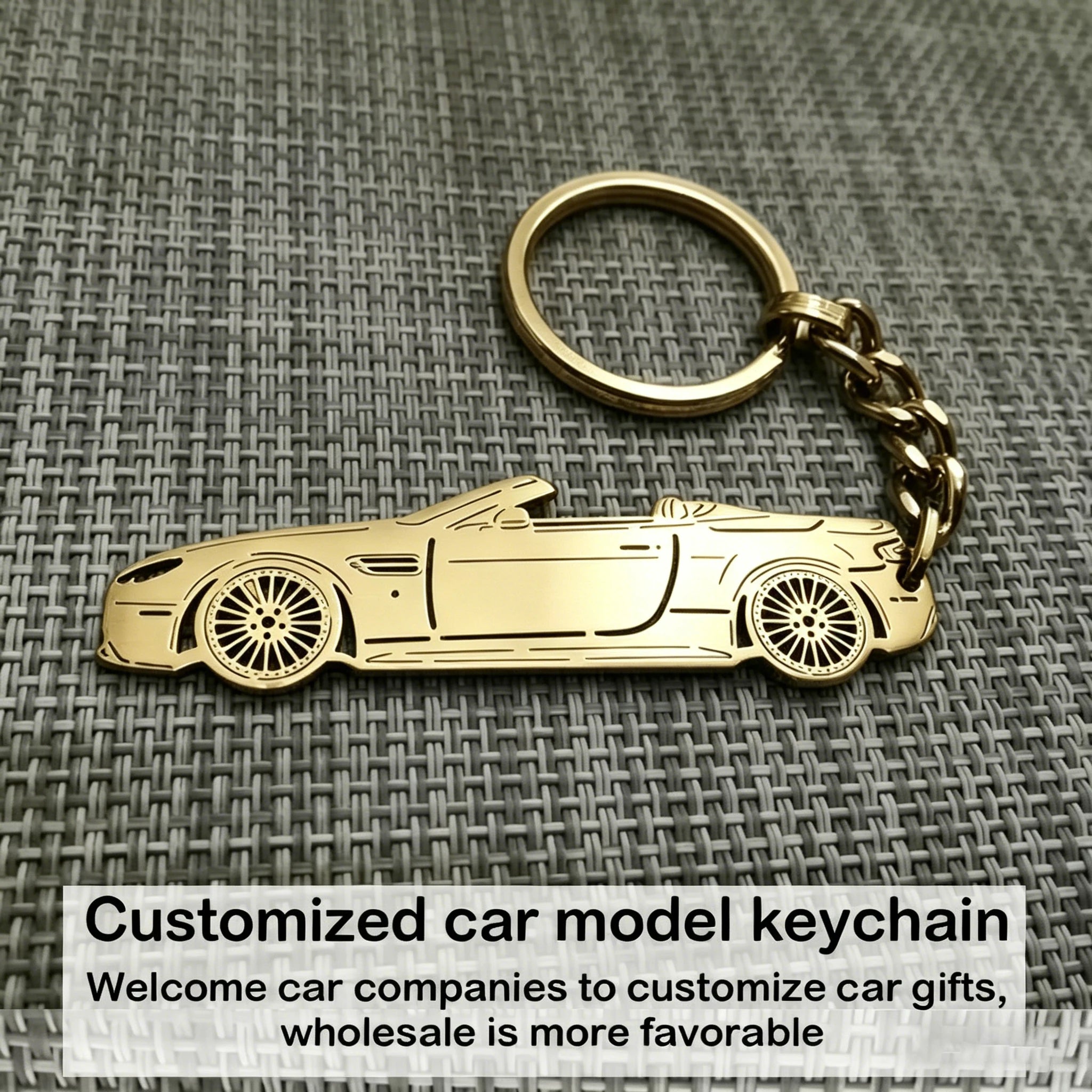 Wholesale customized car model keychains motorcycle model key pendants any car style you want custom logo gifts anniversary