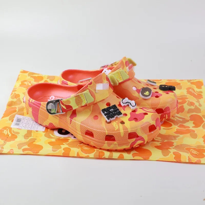 Anime Model Toys Gifts Camouflage-style Couple's Sandals, Suitable for Outdoor Anti-slip Beach Sandals Branded Perforated Shoes