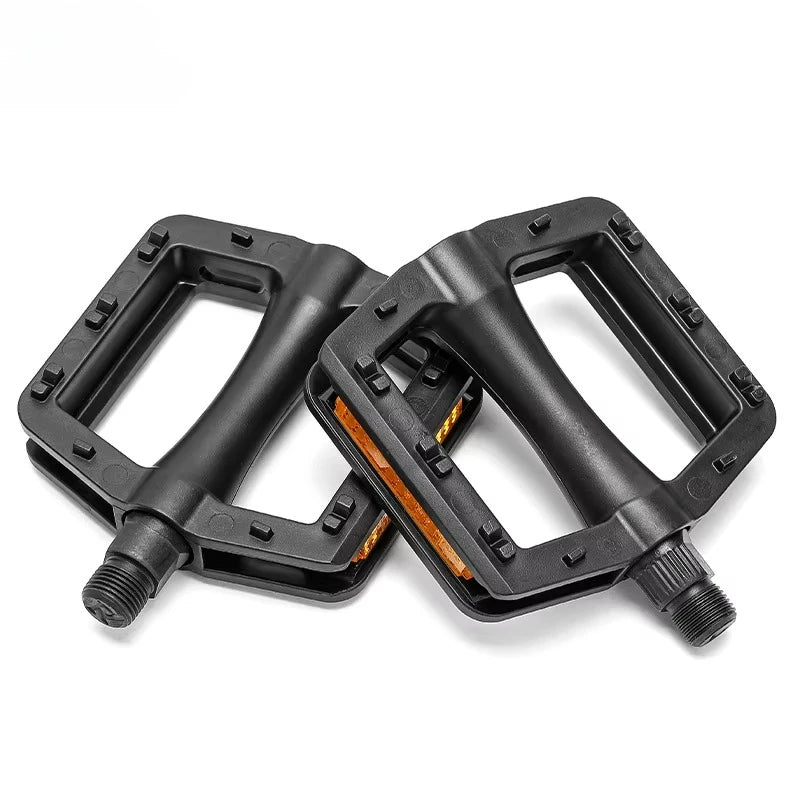 Cycling Accessories Road Mountain Bike Pedals Nylon PP Bicycle Pedals with Yellow Reflector