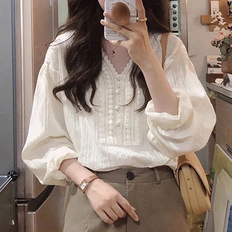 Women's Shirt Summer Loose Long Sleeve Women's Blouse Office Lady Elegant White Tops V-neck Casual Lantern Sleeve Female Shirts