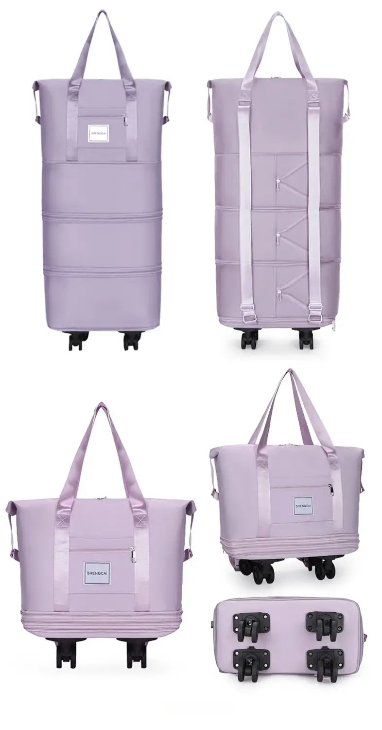 Un sac duffel roulant léger de couleur lavande à grande capacité, avec des sangles réglables et des roues noires pour un usage en voyage.