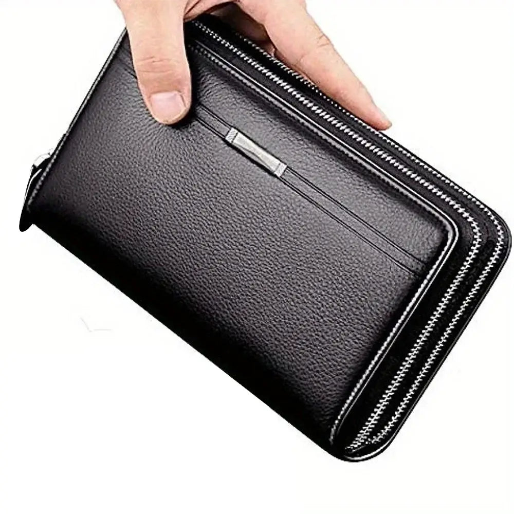 Porte-cartes de portefeuille long pour homme en cuir texturé noir, fermeture à glissière en argent et languette métallique à tirette, avec poche intérieure à emplacement pour un rangement organisé des cartes et des poches intérieures.