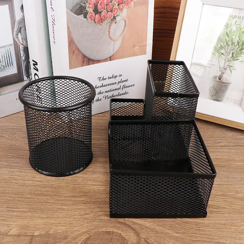 Set aus schwarzem Metall-Mesh-Schreibtischorganizer mit Stifte- und Aktenaufbewahrungsfachhalter für den Bürogebrauch