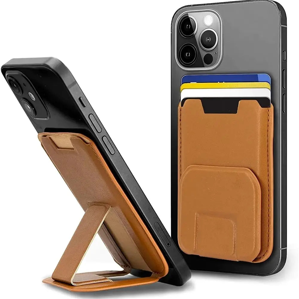 Support de carte de téléphone en cuir marron avec emplacements pour carte et béquille intégrée présenté sous un angle frontal adapté à iPhone 15 14 13 Pro Max.