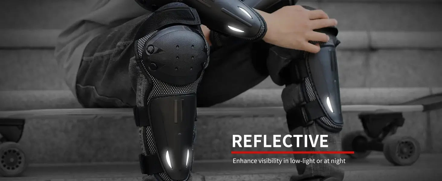 Rodilleras negras reflectantes con panel de malla y acabado brillante y elegante, como parte de un juego de protección para niños para ciclismo y patinaje