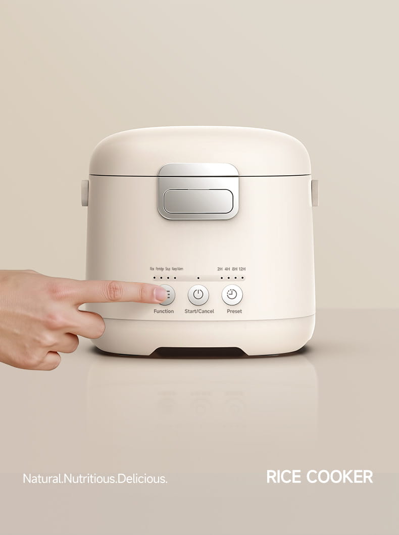 Zemkon 1,2-l Smart-Elektro-Reiskocher in Cremefarbe mit elegantem minimalistischen Design und silbernem Akzent am Deckelgriff.