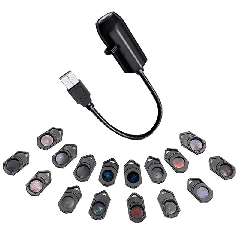 Lámpara de proyección LED negra alimentada por USB con cuello de ganso flexible y 15 accesorios intercambiables de lentes de colores para efectos de luz de estrellas de galaxia para la luna y la Tierra.
