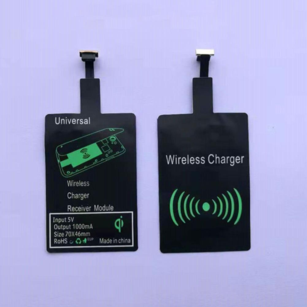 Schwarze rechteckige kabellose Ladeempfänger-Module für Android-Typ-C mit grün aufgedrucktem Text und einem flexiblen Leiterplattendesign für effizientes kabelloses Laden.