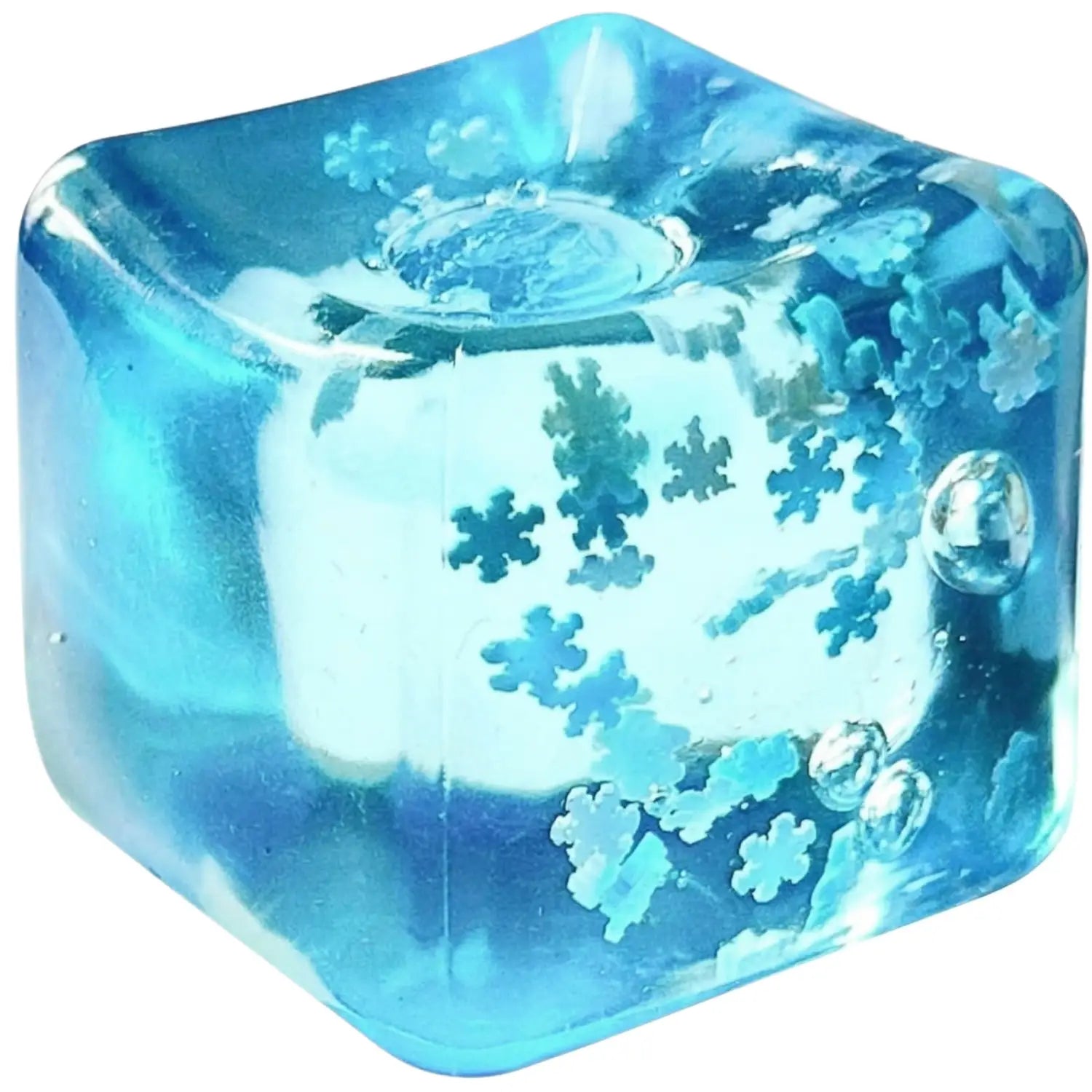 ein durchscheinender blauer Würfel aus Malzzucker-Entspannungs-Quetschspielzeug, gefüllt mit schwebendem Schneeflocken-förmigem Konfetti und winzigen Bläschen, die wie Wassertropfen wirken.