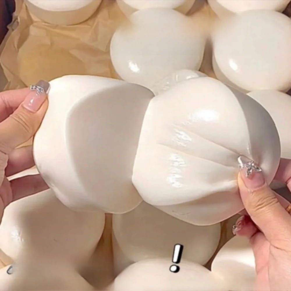 gâteau au yaourt en silicone blanc brillant, jouet antistress souple, de forme lisse et arrondie, avec des indentations subtiles