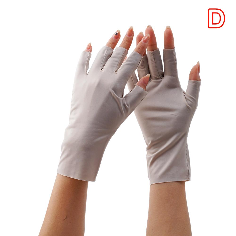 Light gray fingerless UV protection sunscreen driving gloves made of smooth stretchy fabric.