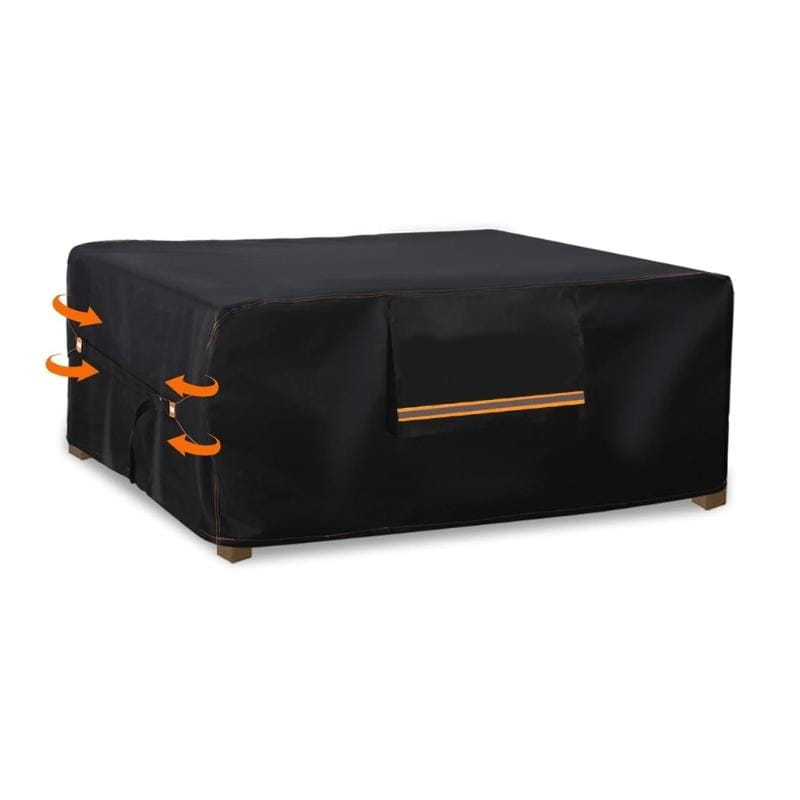 Funda negra impermeable para muebles de exterior hecha de tela Oxford con tiradores de cremallera naranjas y un asa horizontal a juego.