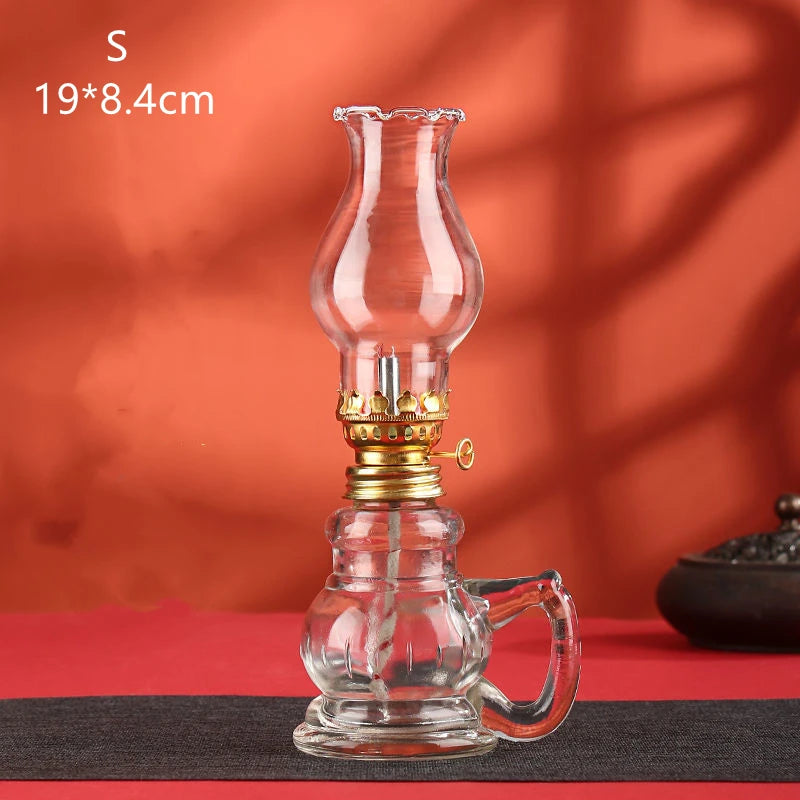 Glass Oil Lamp Classic Retro Vintage Lantern Portable High Capacity Indoor Outdoor Home Decorative Lighting Durable Emergency