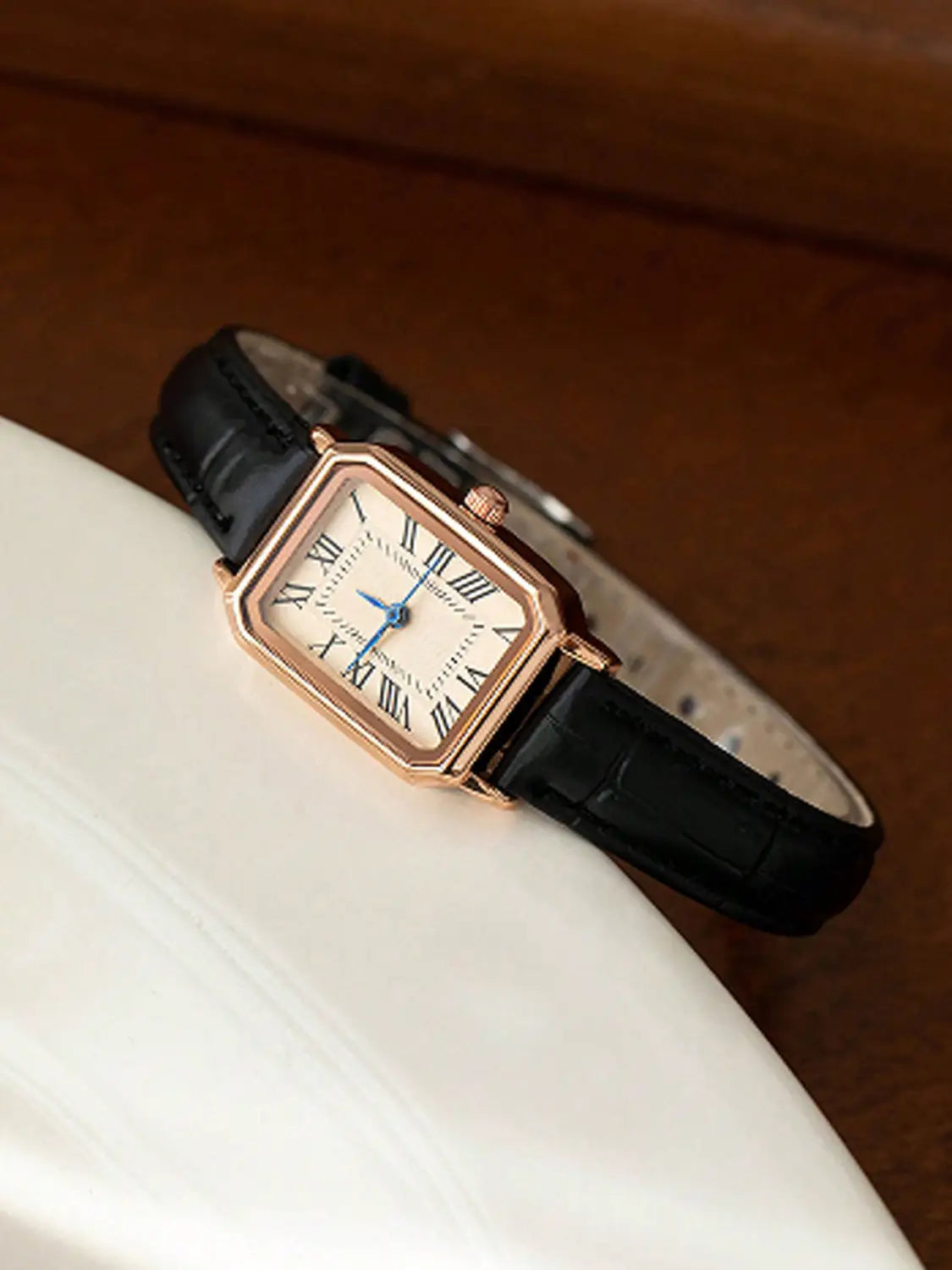 Women's Watch, Quartz Watch, Simple Fashion Casual Watch, Small Elegant Leather Strap, Square Dial with Roman Numerals