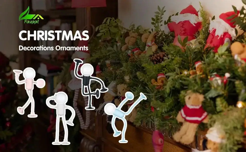 Rote und weiße Santa-Claus-Plüschverzierungen, die zwischen grünen Tannenzweigen liegen, begleiten eine Nachtlicht-Schreibtischlampe mit veränderbarer Form, lustiges Athleten-Motiv, hergestellt im chinesischen Festland.