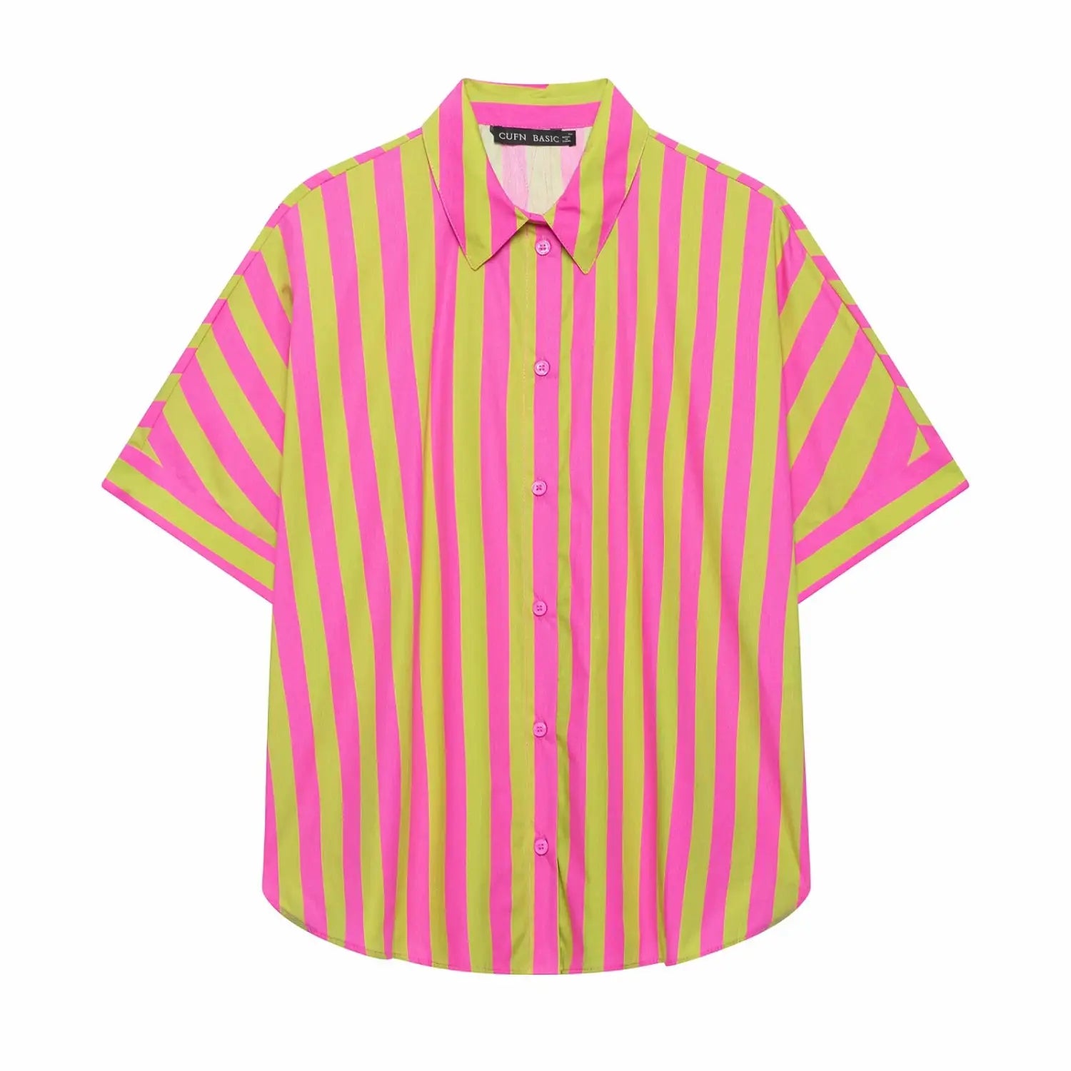 Ein leuchtend pinkfarbenes und lindgrünes, vertikal gestreiftes Kurzarmhemd mit Knopfleiste und klassischem Kragen.