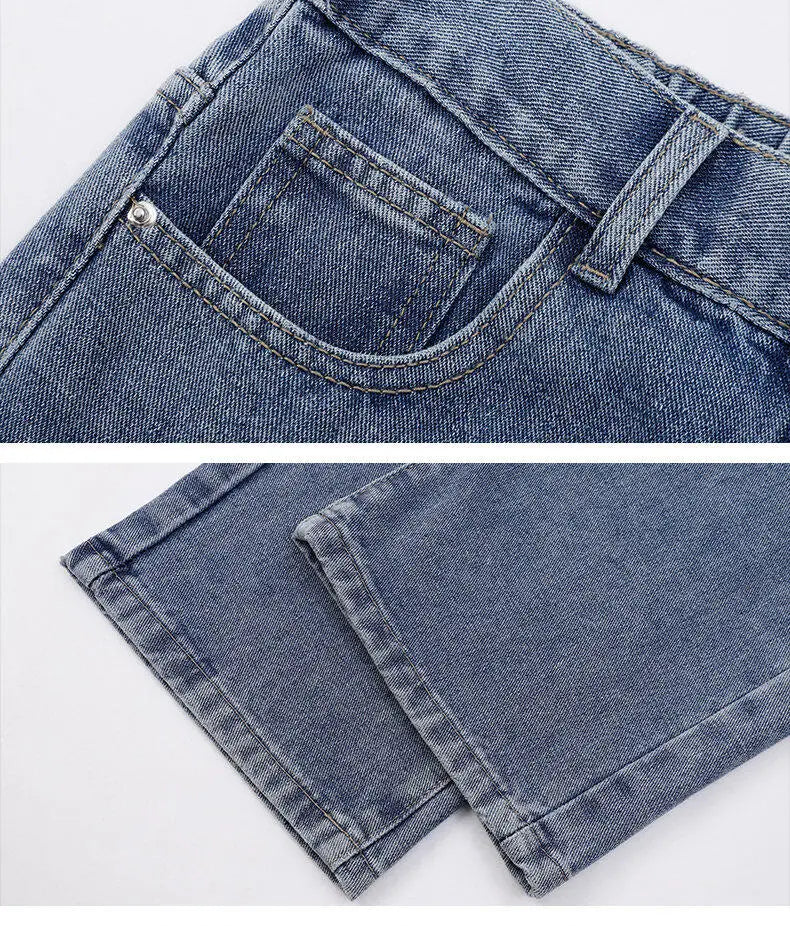 Herren-Casual-Jeans in geradem Schnitt mit weitem Bein in Blau mit ausgewaschenem Look und sichtbaren Ziernäh-Details