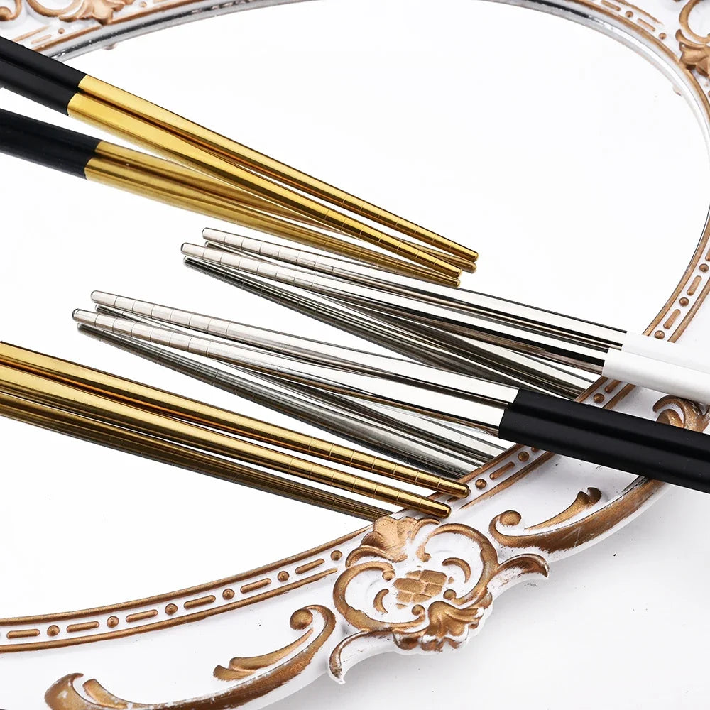 18Pcs Black Gold Dinnerware Dinner Spoons Chopsticks Cutlery Set Stainless Steel Tableware Sets Kitchen Home Silverware Set