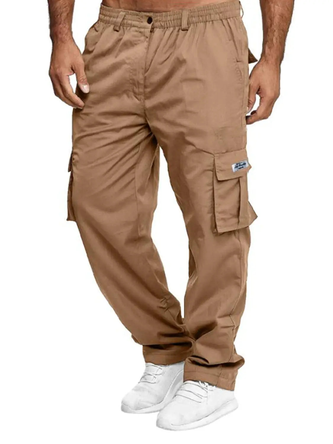 Herren-Cargo-Hose, leger, mit mehreren Taschen, in Khaki/Tan, mit mehreren Taschen und elastischem Bund für angenehmen Tragekomfort.
