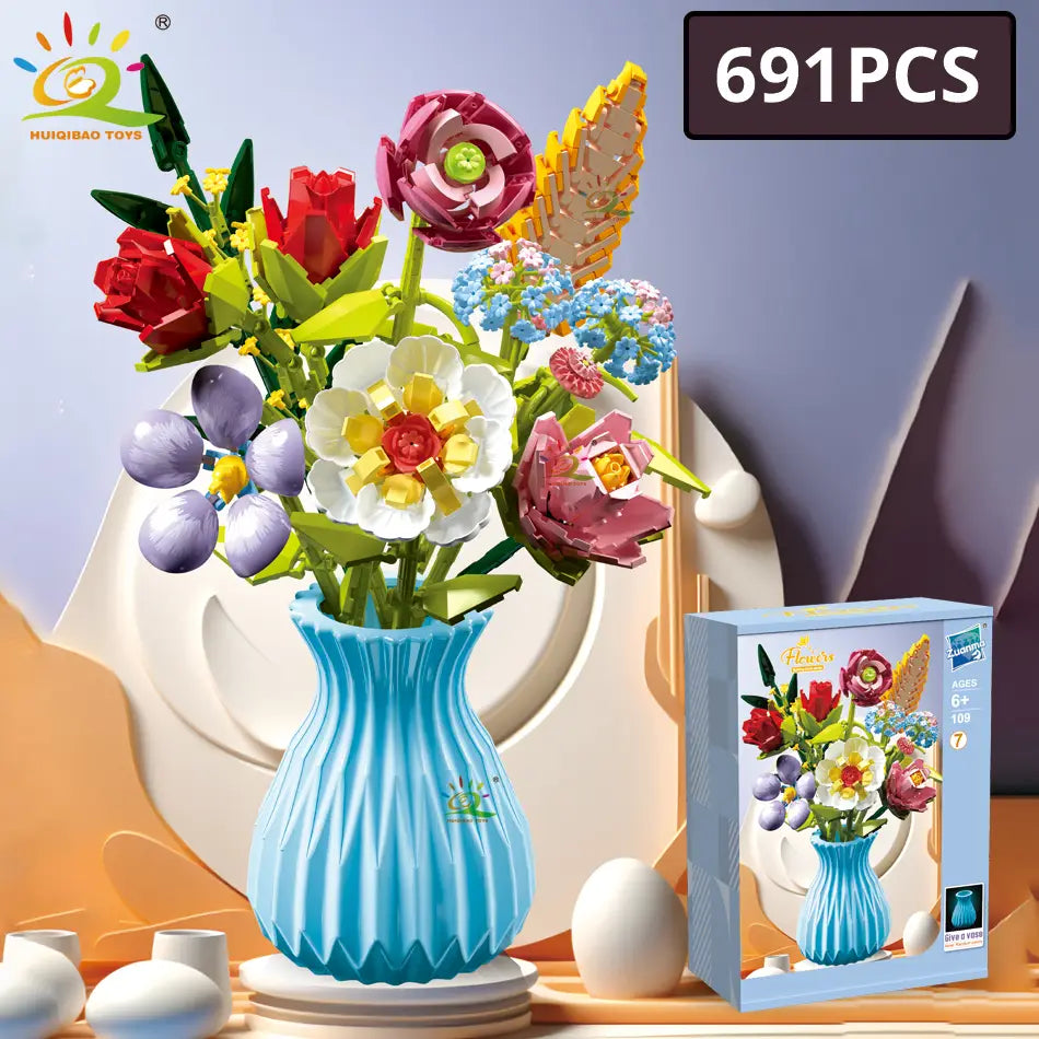 Un vase en plastique cannelé bleu vif, contenant un bouquet coloré de fleurs construites en briques Lego, issu de l’ensemble de bouquet de fleurs en briques, pour les amateurs de blocs