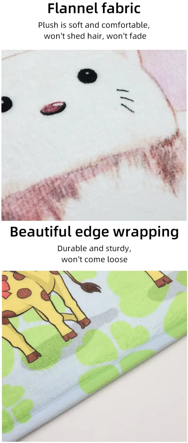 Un tapis de bain antidérapant bubu dudu, mignon dessin animé, en flanelle pelucheuse douce, comportant sur un côté le visage d’un chat en dessin animé avec des yeux noirs et un nez rose, et de l’autre côté un motif de girafe brune tachetée avec des feuilles vert clair.