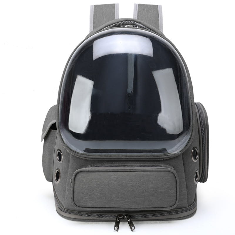 Transportín para gato mascota con temática de astronauta gris, con cúpula transparente y acentos negros para un transporte seguro y con estilo.