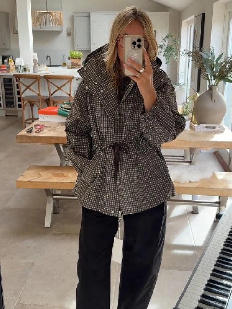 Casual Plaid Hooded Trench Jacket Women Classic Stand Collar Adjustable Drawstring Waist Loose Coats Lady Fall Fashion Outerwear