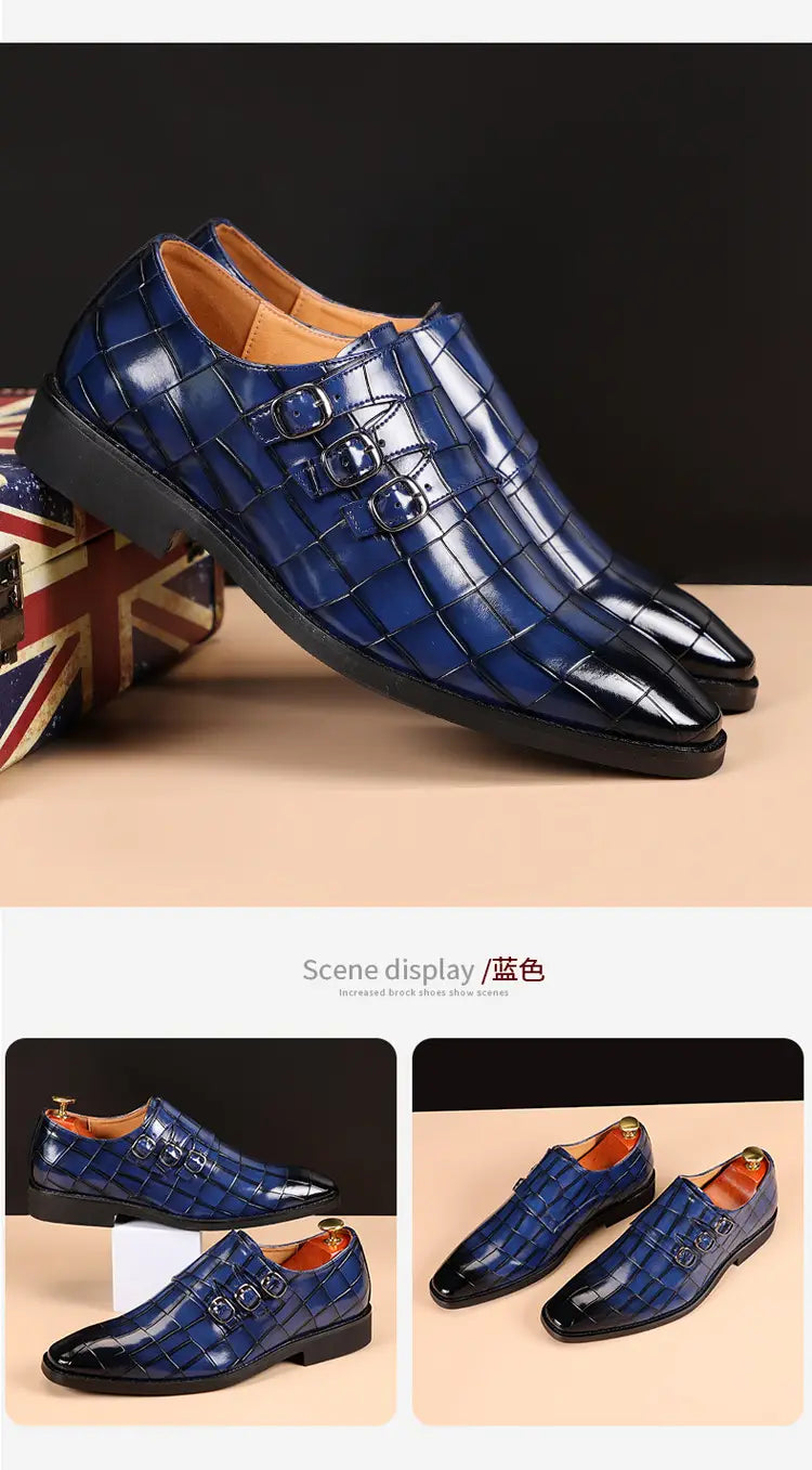 Herren-Mönchsriemen-Kleidschuhe aus Krokodil-narbigem Leder in Blau mit Krokodilmuster und drei Schnallenverschlüssen.