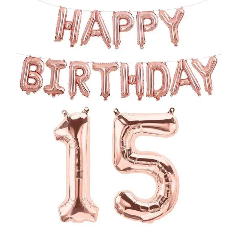 Bannière de ballons en feuille or rose comprenant une inscription « Joyeux anniversaire » et le numéro 15 pour les célébrations d’anniversaire.