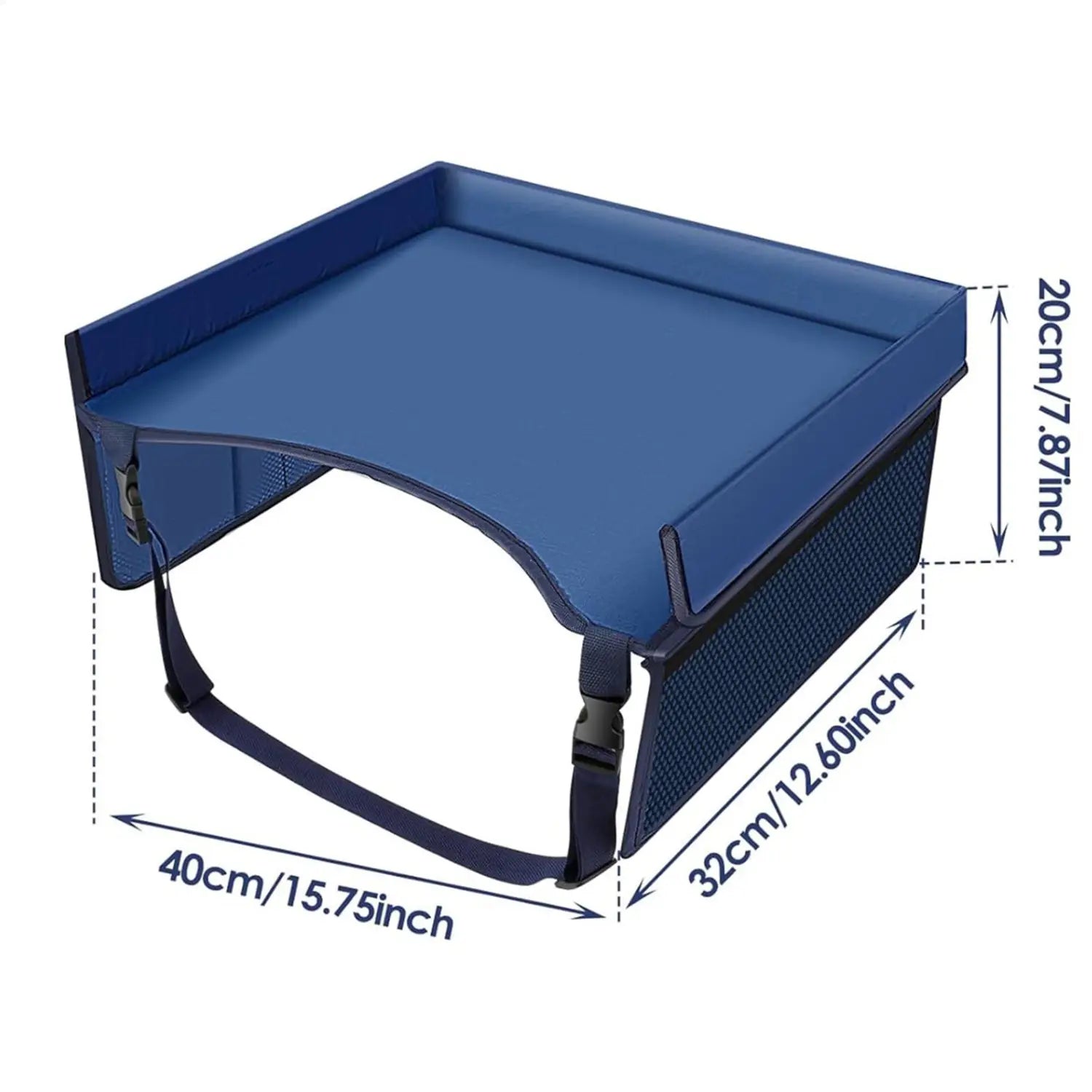 Plateau de voyage pour enfants bleu pour la voiture et l’avion, avec un panneau latéral en maille et des sangles réglables, présenté côté arrière.