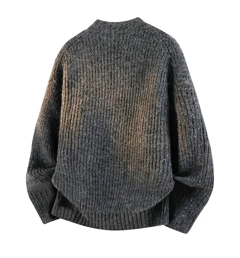 Herren-V-Ausschnitt-Strickcardigan aus gemütlichem geripptem Strick mit einem Gradienten von dunkelgrau zu warmbraun