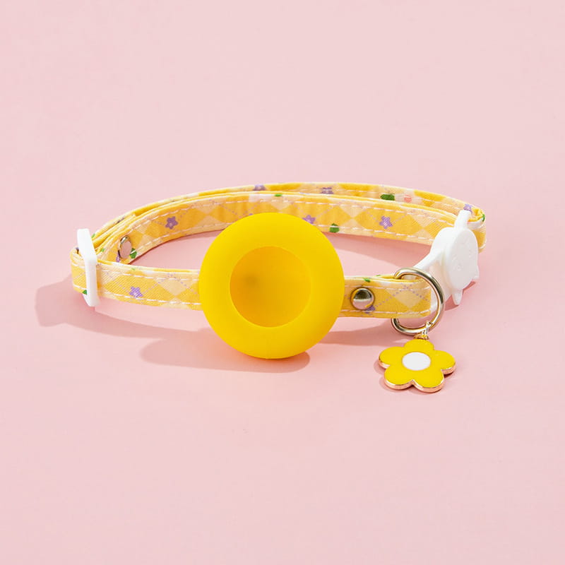 yellow floral-patterned airtag cat collar with protective case featuring a bright yellow circular bell and matching flower-shaped charm suitable for outdoor park dog and park dog cat use