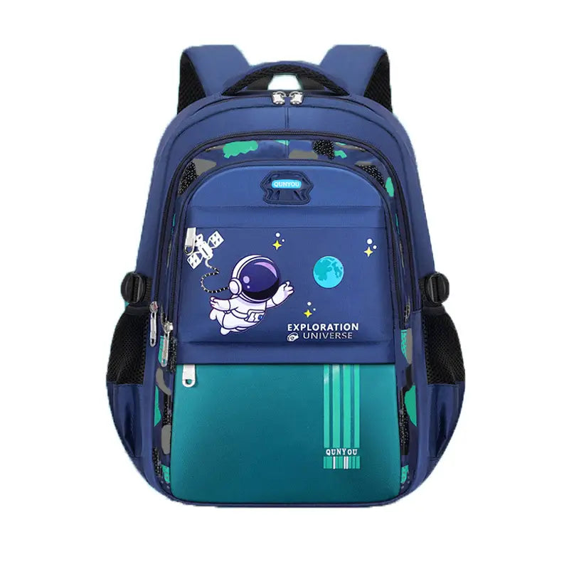 Blauer und türkisfarbener Jungen-Astronauten-Schulrucksack mit einem Cartoon-Astronauten-Design, schwarzen Trägern und Reißverschlüssen; wasserabweisende Schultasche für Kinder