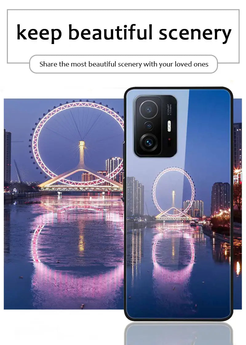 Die Rückseite einer eleganten schwarzen maßgeschneiderten Handyhülle für iPhone mit individuell gestalteter Glasabdeckung: mit einem lebhaft spiegelnden Motiv eines leuchtenden Riesenrads in der Dämmerung.