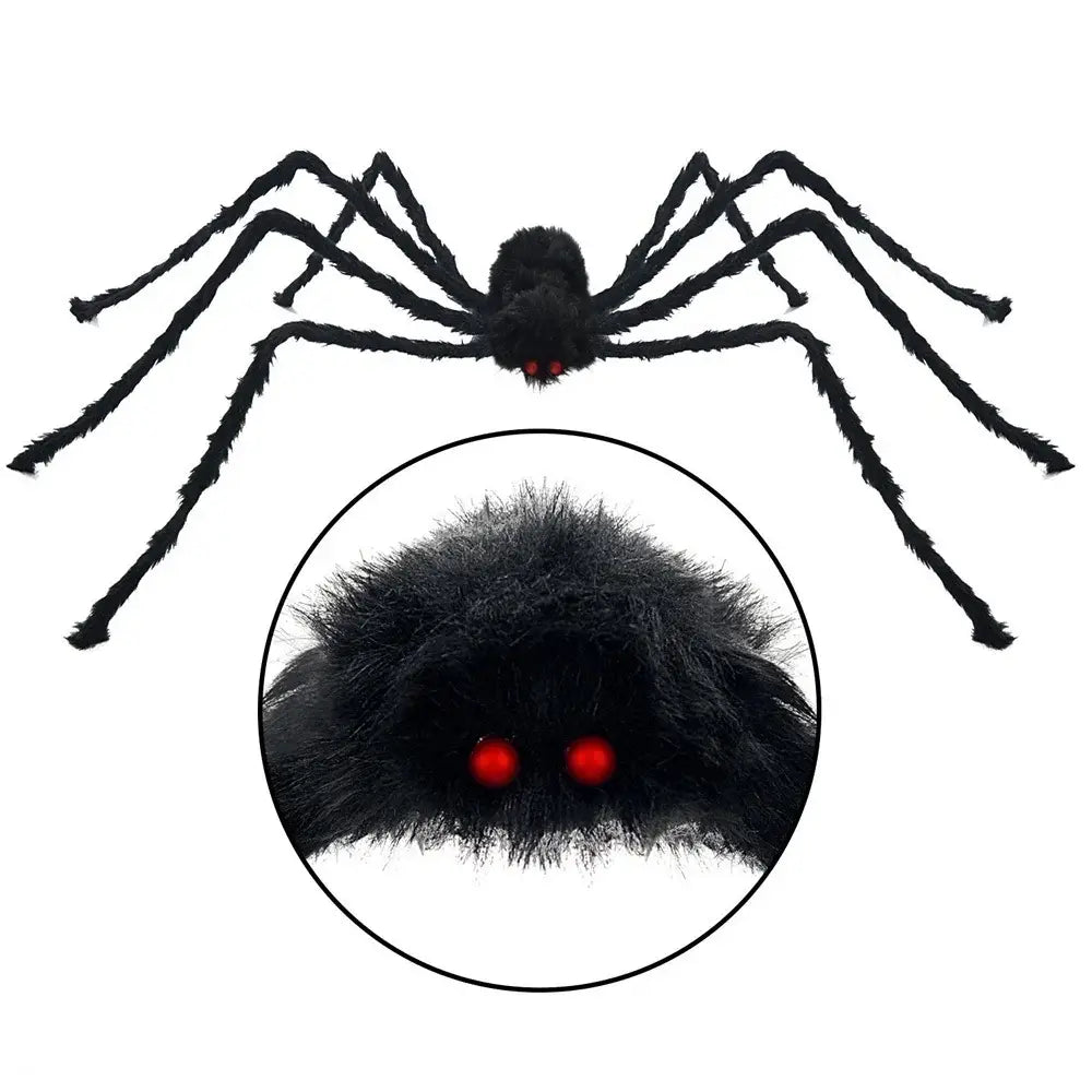 fausse araignée duveteuse noire aux yeux rouges lumineux, présentée sur des décorations d’Halloween à grande toile d’araignée, vues de face