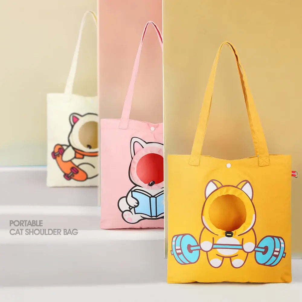 Sac bandoulière en toile jaune avec un chat en dessin animé qui soulève des haltères bleus, avec une découpe circulaire ouverte sur sa poitrine, conçu pour l’usage et les voyages en extérieur pour chiot et chat domestiques