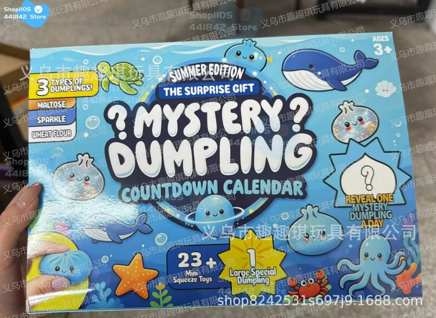 Calendrier de l’Avent à l’effigie de petites boulettes en carton bleu à effet moelleux, sur le thème de l’océan bleu, avec édition estivale surprise et compte à rebours, comprenant des baleines, des poulpes, des étoiles de mer, incluant trois types de jouets moelleux en forme de boulettes.