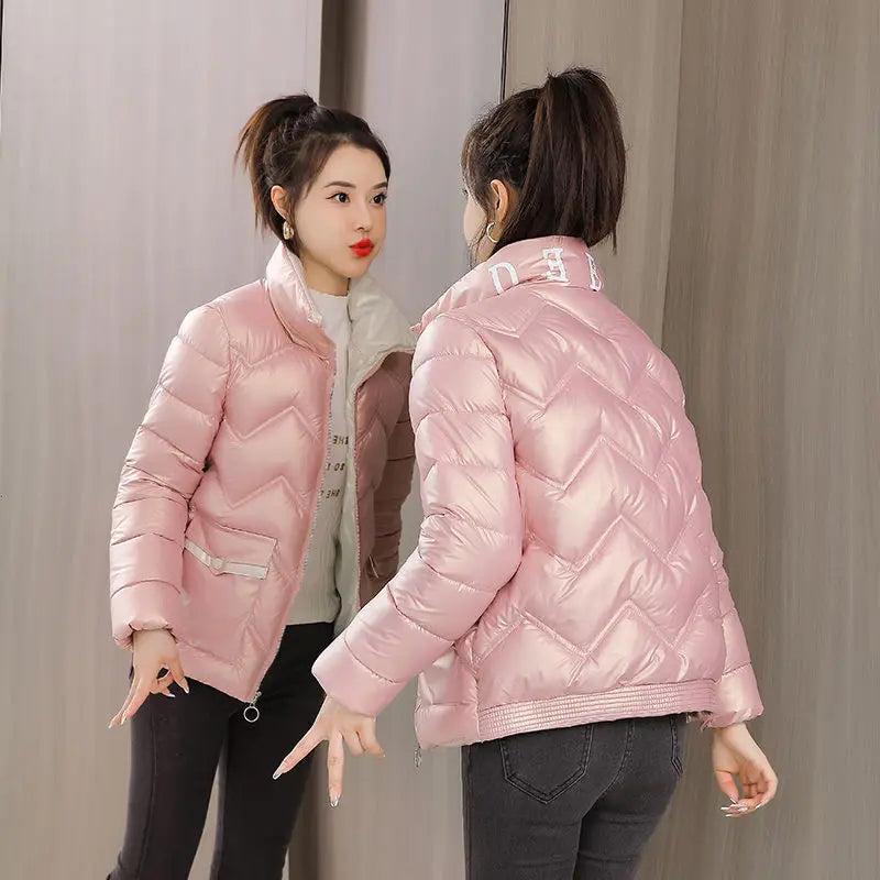 Cropped Black Thick Padding Female Coats Quilted Padded Women's Jackets Duck Down Short Blue Fashion 2025 Winter Promotion Korea