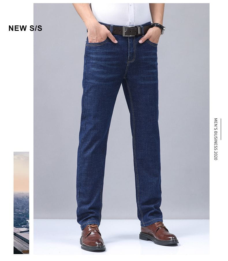 Men’s stretch cotton straight jeans in dark blue denim with classic stitching and a casual design.