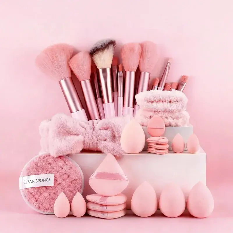 makeup brush and sponge set 46 piece pink featuring pink brushes with rose gold ferrules and handles arranged in a soft pink aesthetic for precise makeup application and eye makeup application.