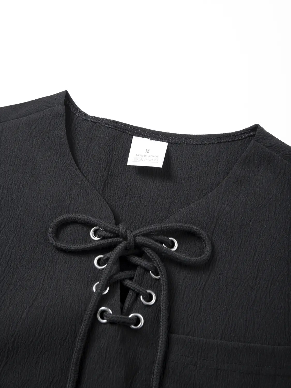 Herren-Schnürstrick-Ärmellos-Top in Schwarz mit strukturiertem Stoff, silberfarbenen Metallösen und ärmellosem lässigem Design
